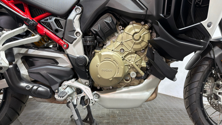 Ducati Multistrada V4 S Grey Essential (20MY)